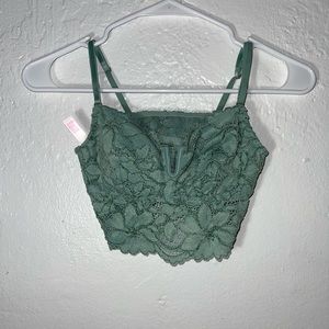 Crop top (VS) tag on it. Never used